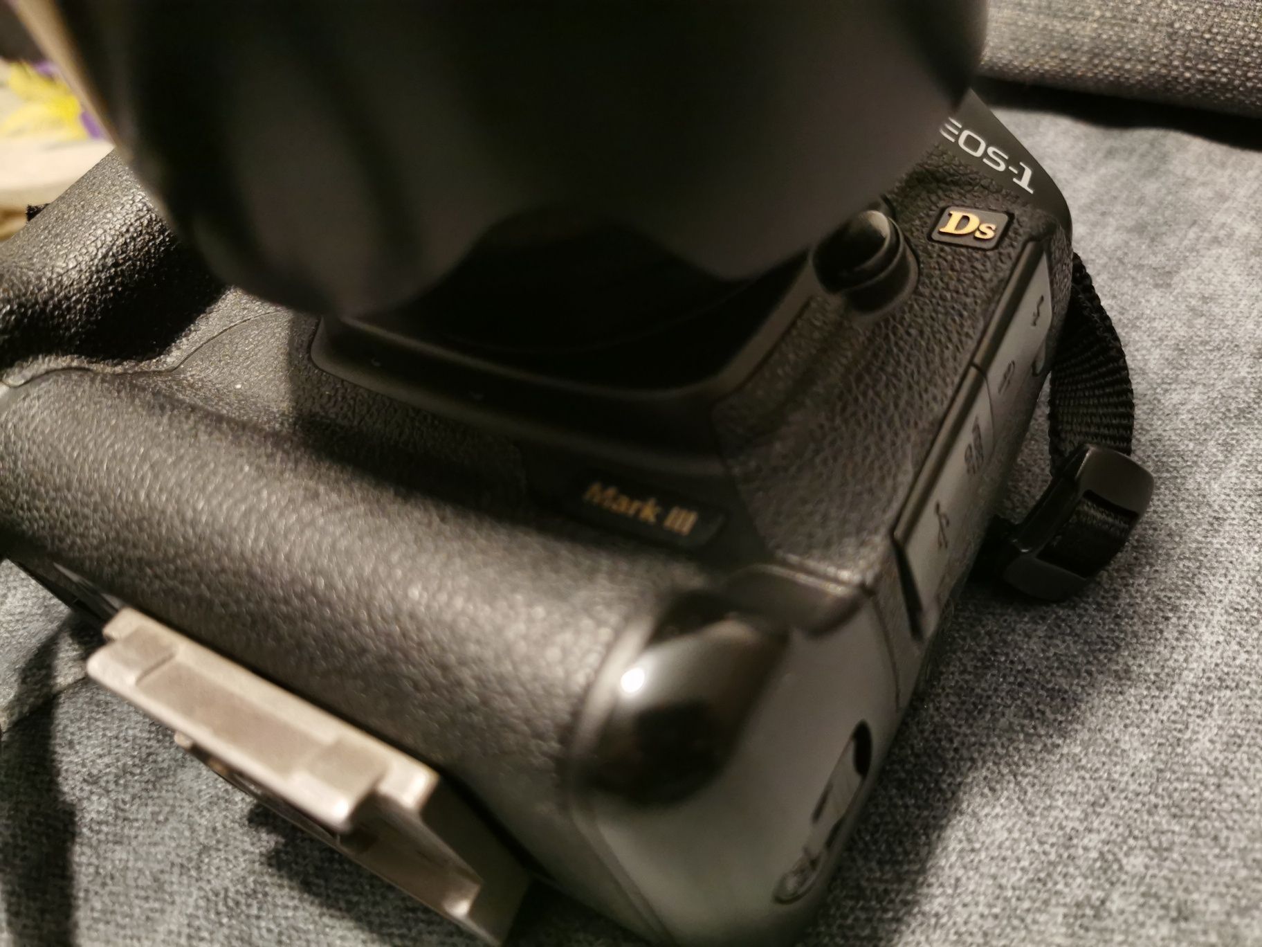 Canon EOS 1 Ds Mark III body