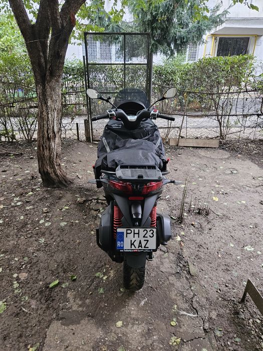 Piaggio mp3 300 sport