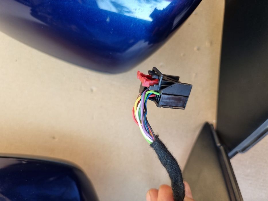 Oglinda golf 6 Europa rabatabil electric/lumina ambientala