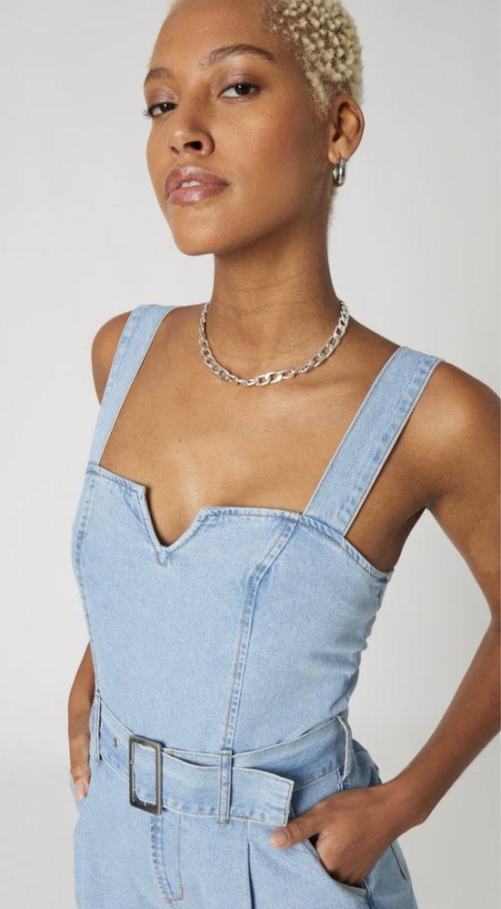 Salopeta blugi Katy Perry x ABOUT YOU Denim