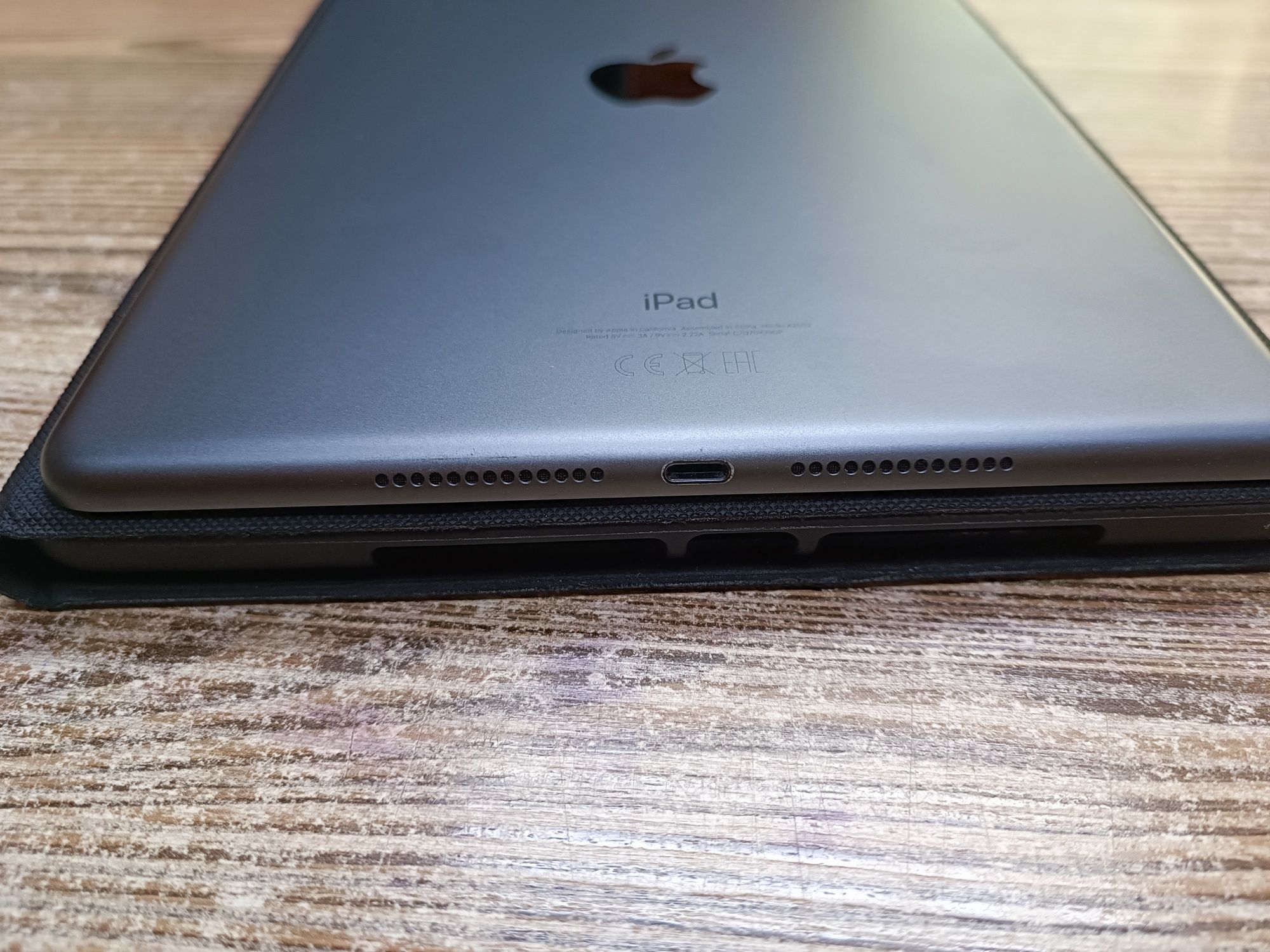 Таблет iPad 9th. Gen / 64GB / Wi-Fi
