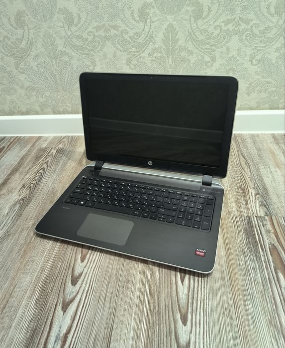 Мощный игровой ноутбук HP/Core i7/2 видеокарты/ОЗУ 8гб/1000 Гб память