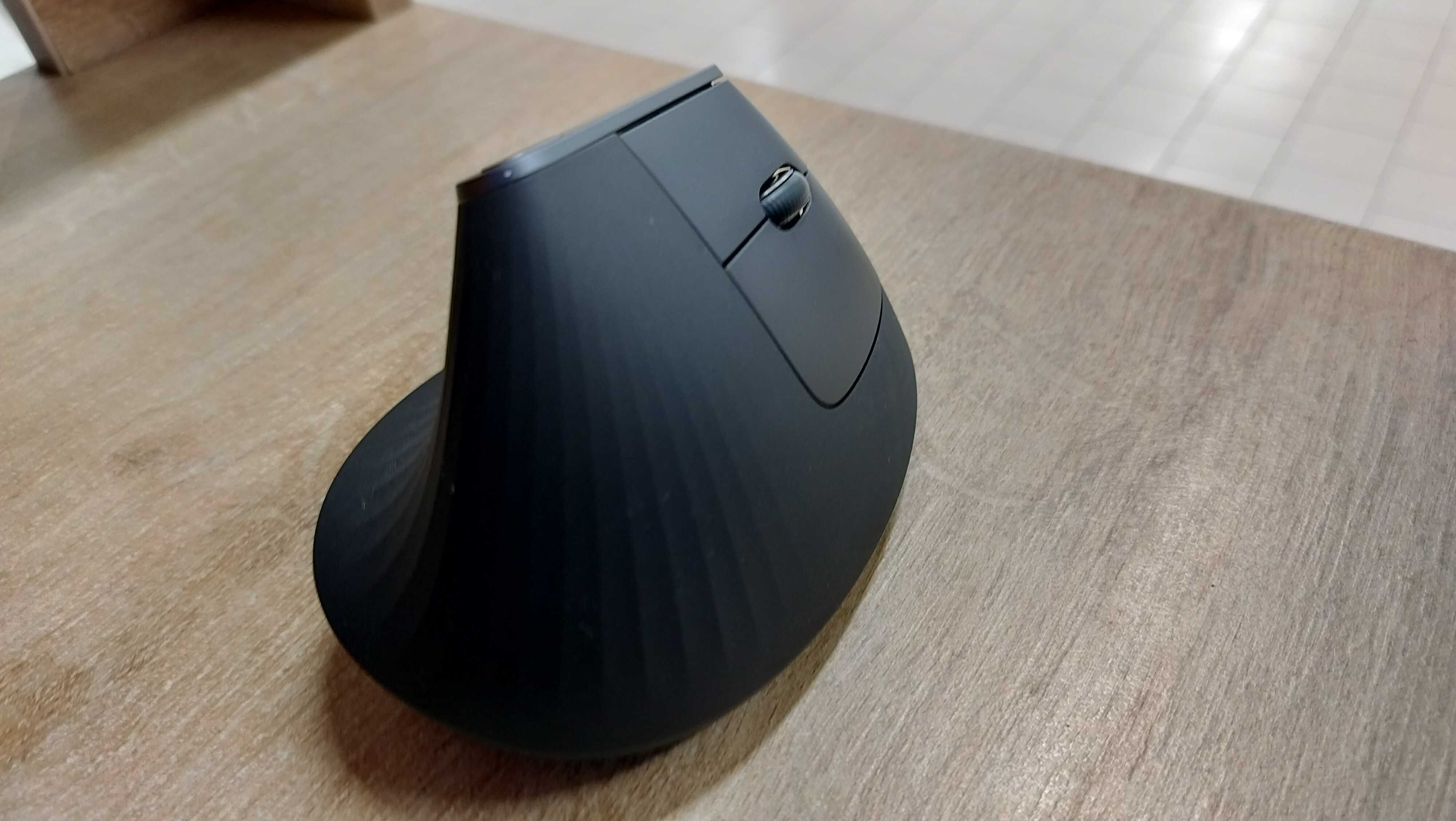 Mouse Wireless Bluetooth Logitech MX Vertical Advanced Ergonomic usb C
