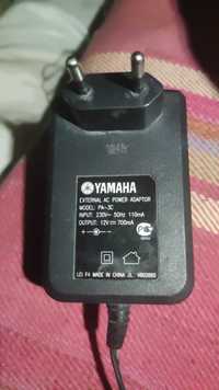 Блок Питания Для Синтезатора Yamaha pa-3c 12 вольт 700 мА
