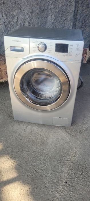 Продам стиральную машину