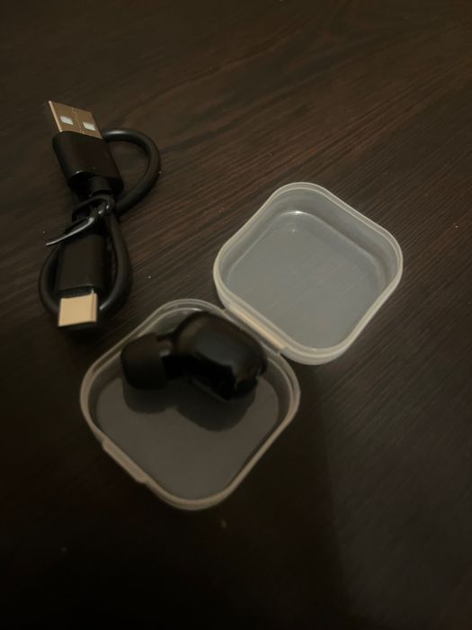 Слушалки за едно ухо