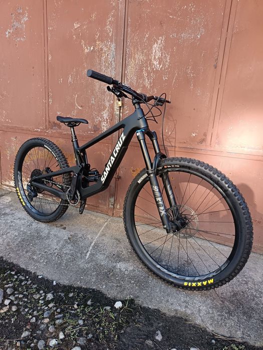 Santa Cruz Bronson C  Carbon