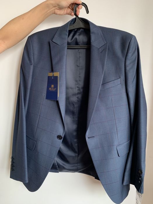 Мужской костюм новый