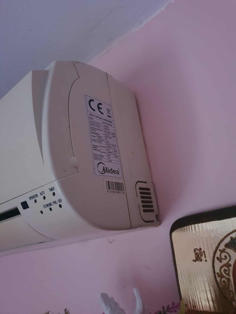 Климатик midea  не работи на топло