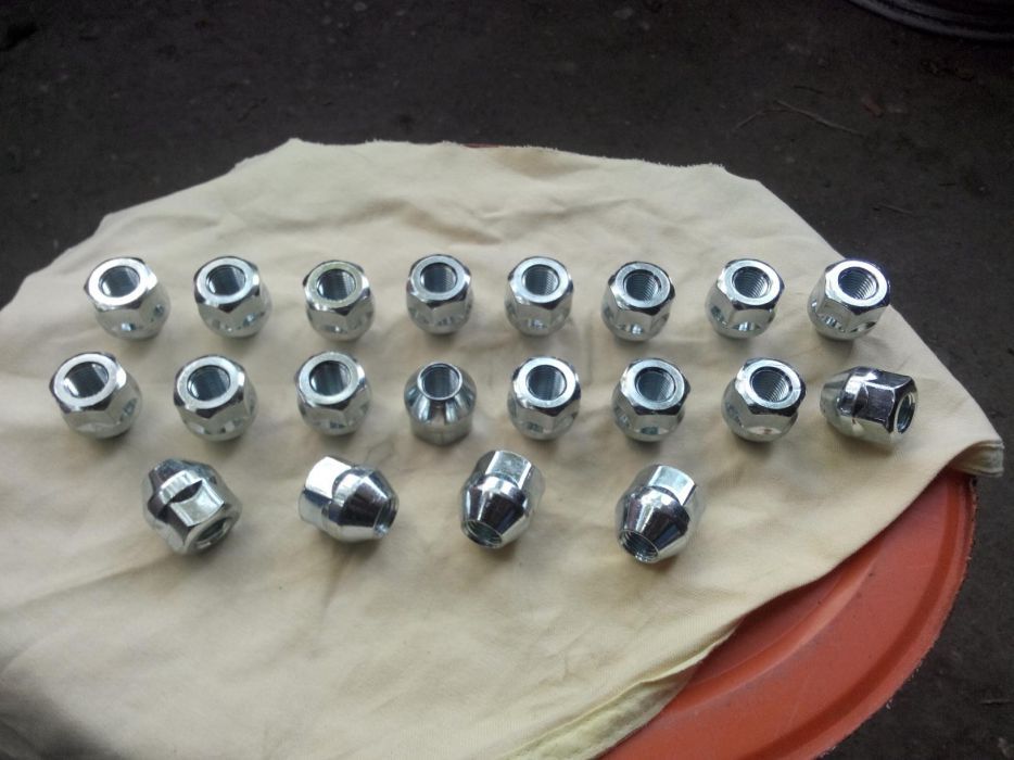 Piulite,prezoane jante aliaj Ford,Fiesta,Focus,Mondeo,Ka,C-max,Kuga