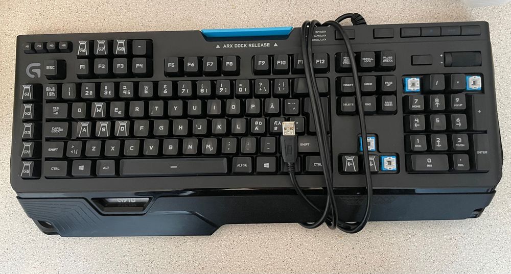 Tastatura Logitech G910