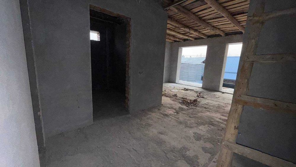 Коттедж 2.5 сотих 2 каватли (320м2) Чкалов Аввал йулида