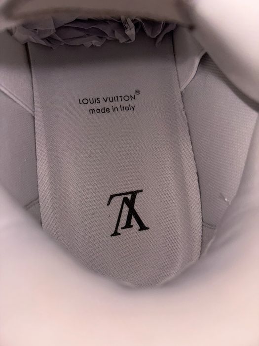 Lv skate big flower grey