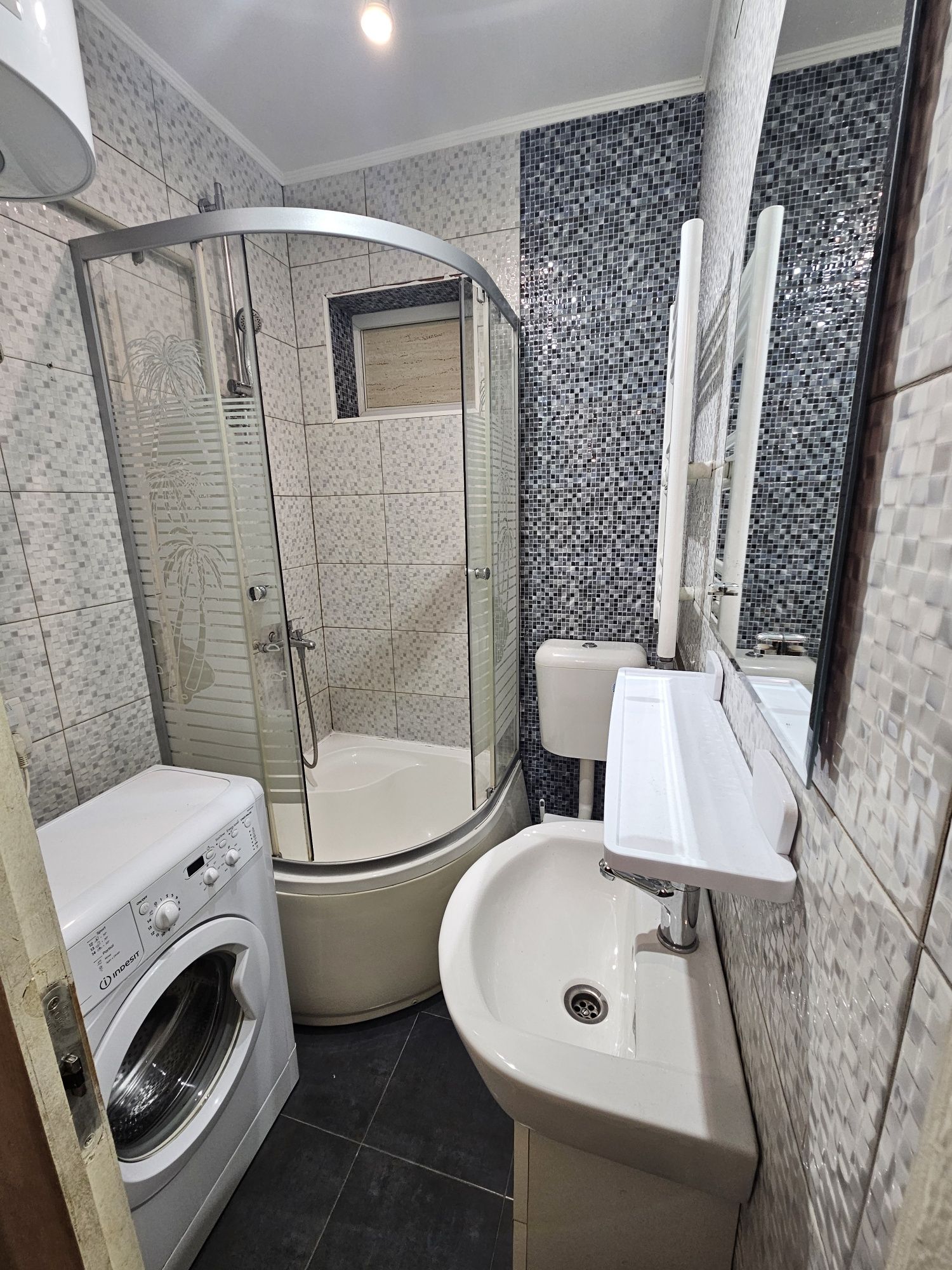 Inchiriez apartament cu o camera zona Marasti
