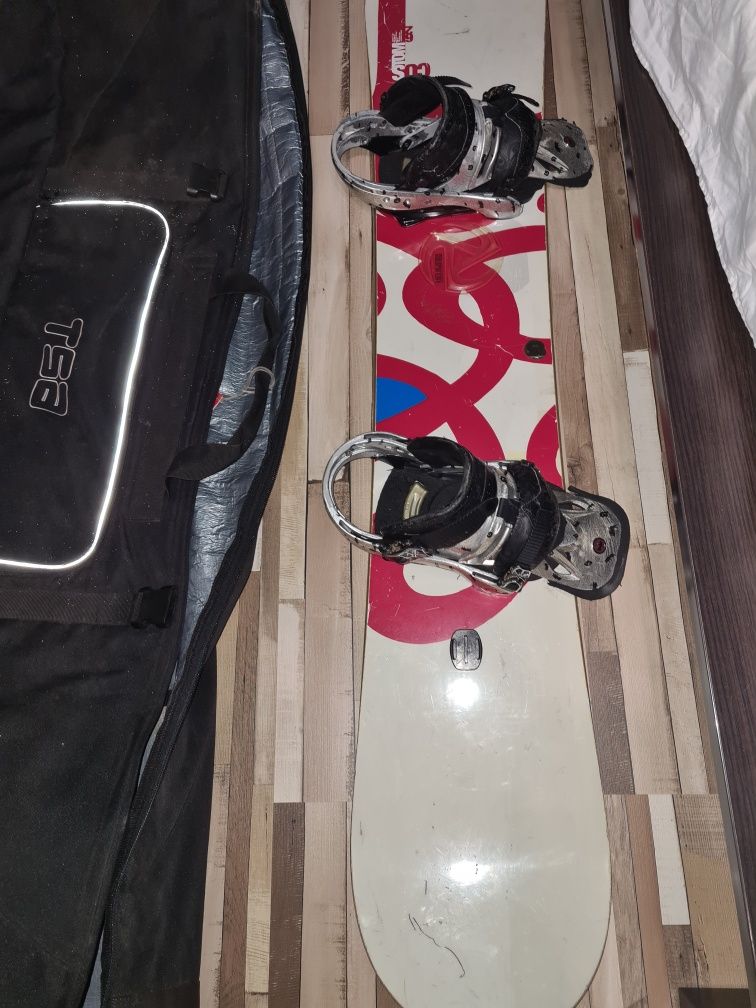 Placa snowboard burton custom superfly  ii core 62 și legaturi burton