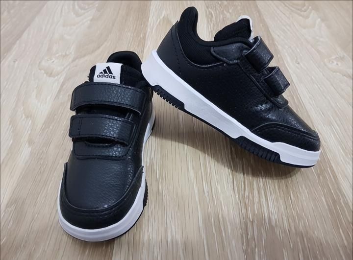 Adidași Adidas mărimea 25 Nike jordan