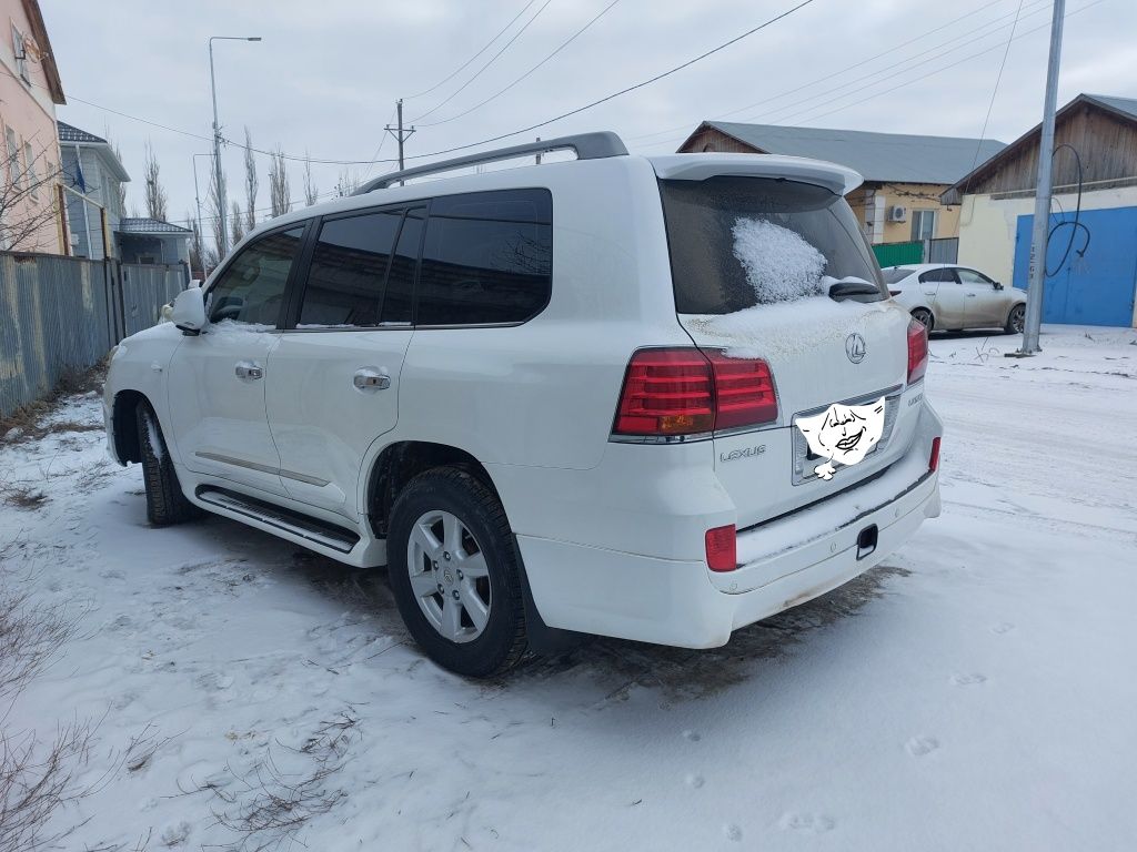 Продам Lexus LX570