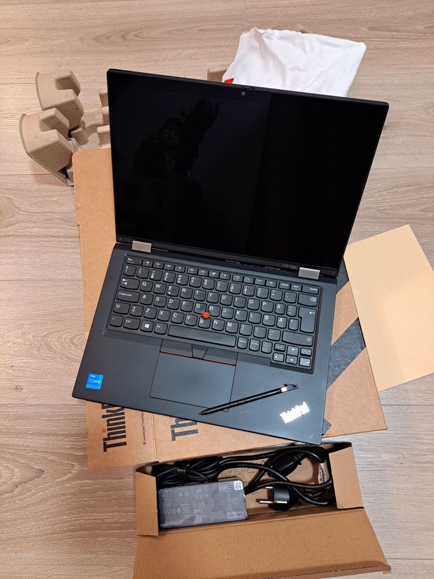 Thinkpad L13 Yoga Gen 2, 13.3" Touch, i3-gen 11, 8Gb, 256Ssd, Pix