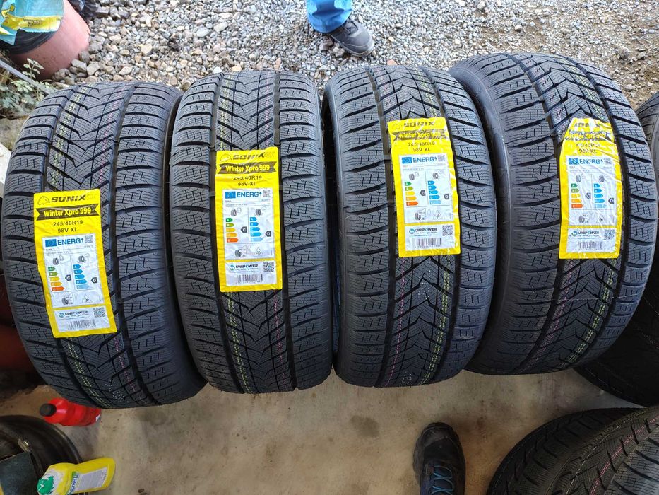 4бр.НОВИ зимни гуми SONIX 245 40 19 DOT25 цена за брой