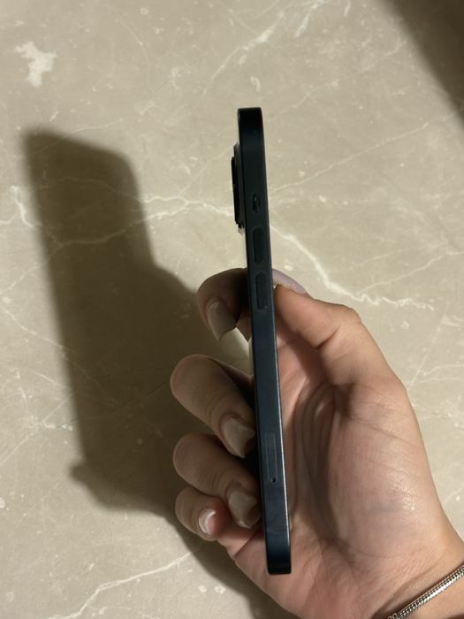 Vand Iphone 13 Midnight