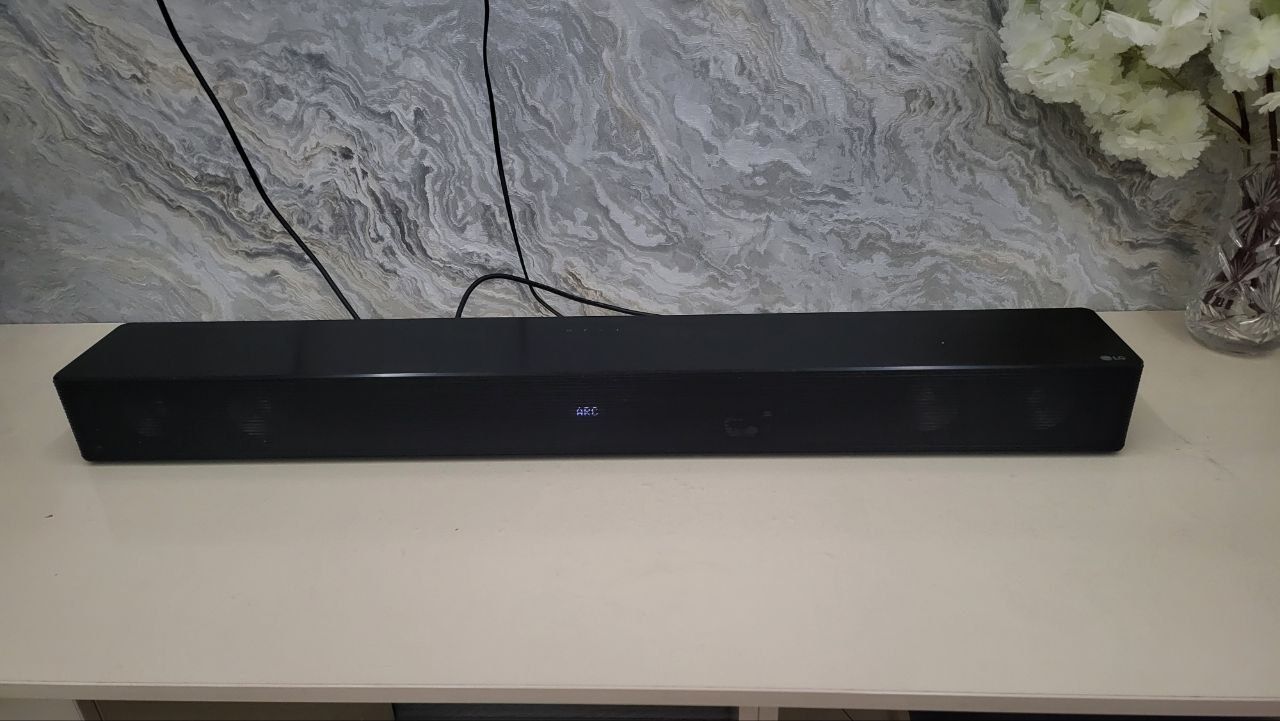 Lg саундбар 600w SNR5