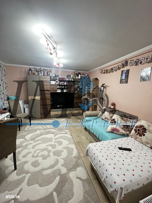 Apartament cu 3 camere de vânzare in zona de Ampoi 1 - Alba Iulia