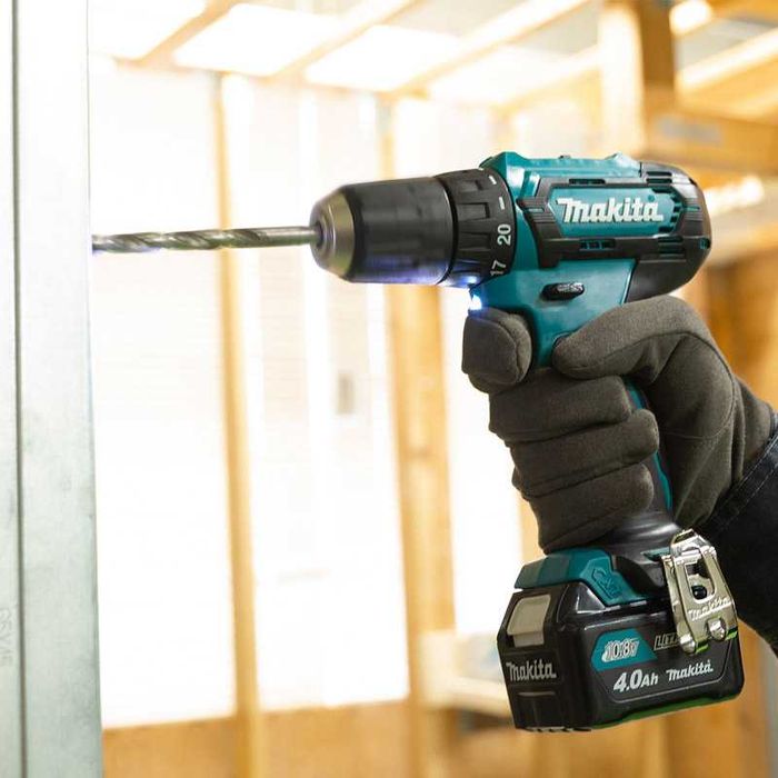 Акумулаторен винтоверт MAKITA DF333D