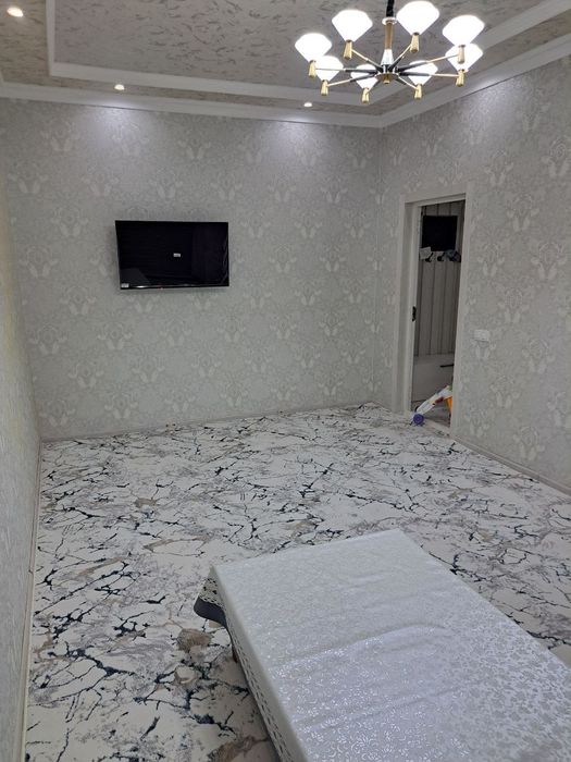 2 xona to'liq ta'mirlangan uy ijaraga beriladi.