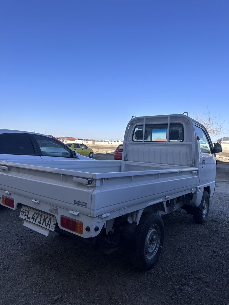 Labo yengi 100 km yurgan