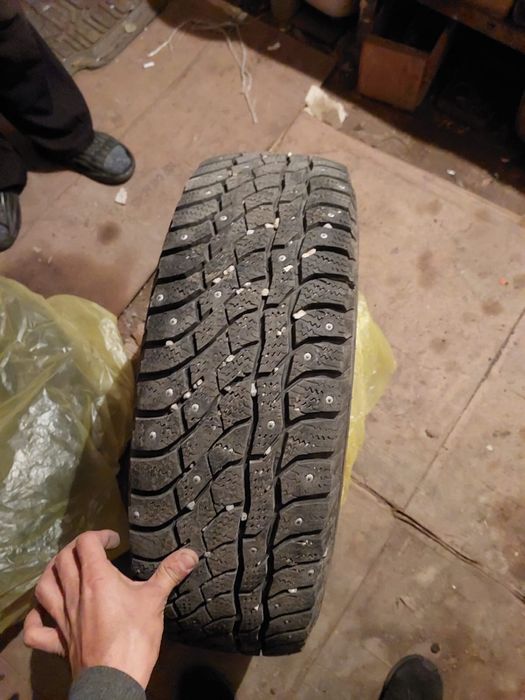 Продам зимние шины