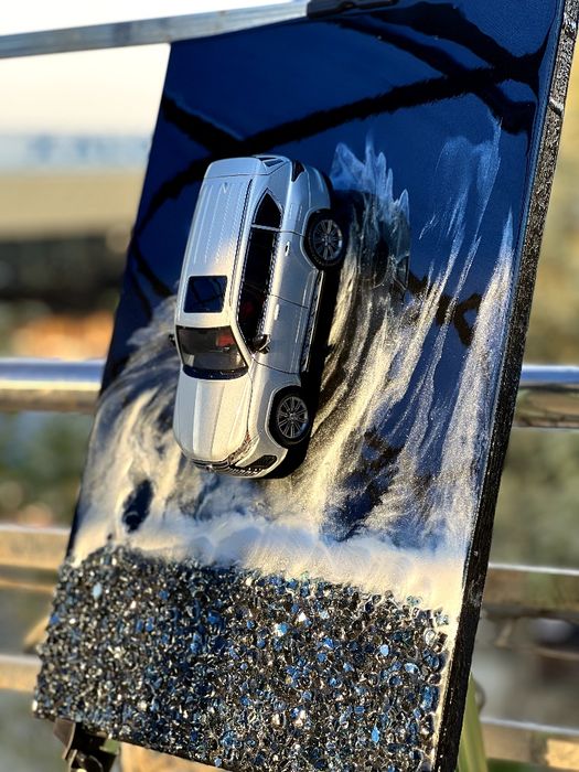 Lexus interyer surati (epoksi art)Usmanov Art Studio
OLX’dagi “Apisanı