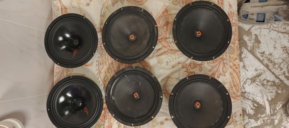 Продам автозвук комплект