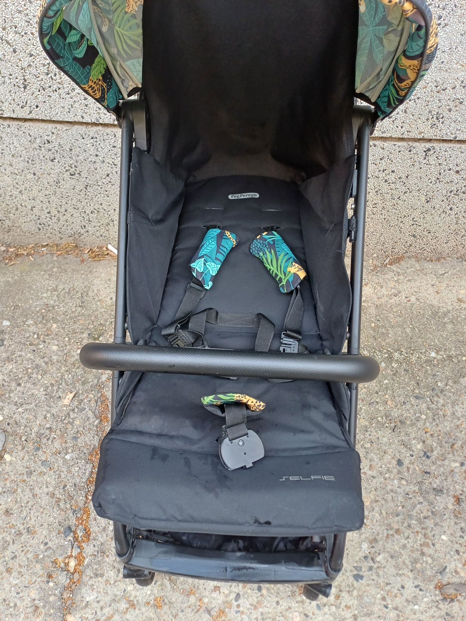 Количка Peg Perego Selfie+ комарник и дъждобран+ чувалче+подложка