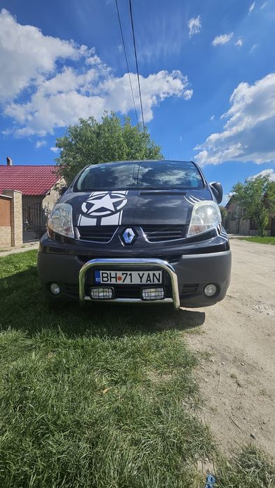 Renault trafic 2.0 90 cp 9 locuri