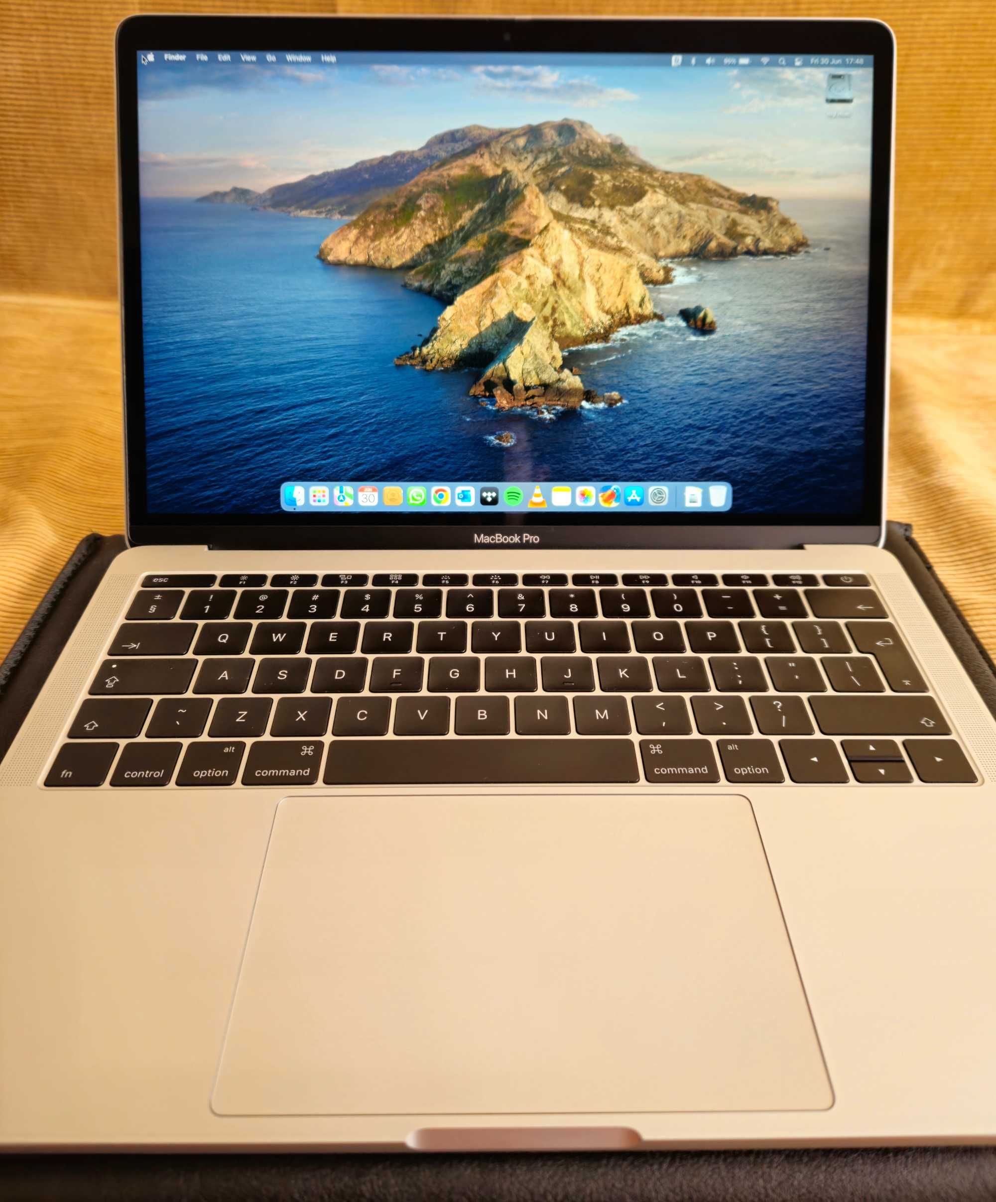 Macbook Pro 2016 13 inch 16GB ram 512gb stocare