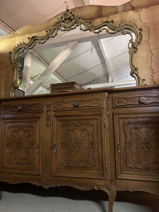 Servantă cu oglindă din lemn de nuc