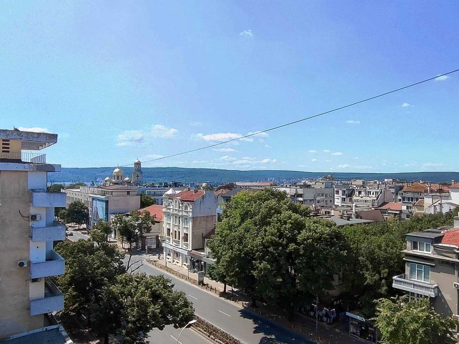 Продава се Двустаен апартамент в Варна, Централна поща - 66 кв.м за 2175 €/кв.м - Снимка #12