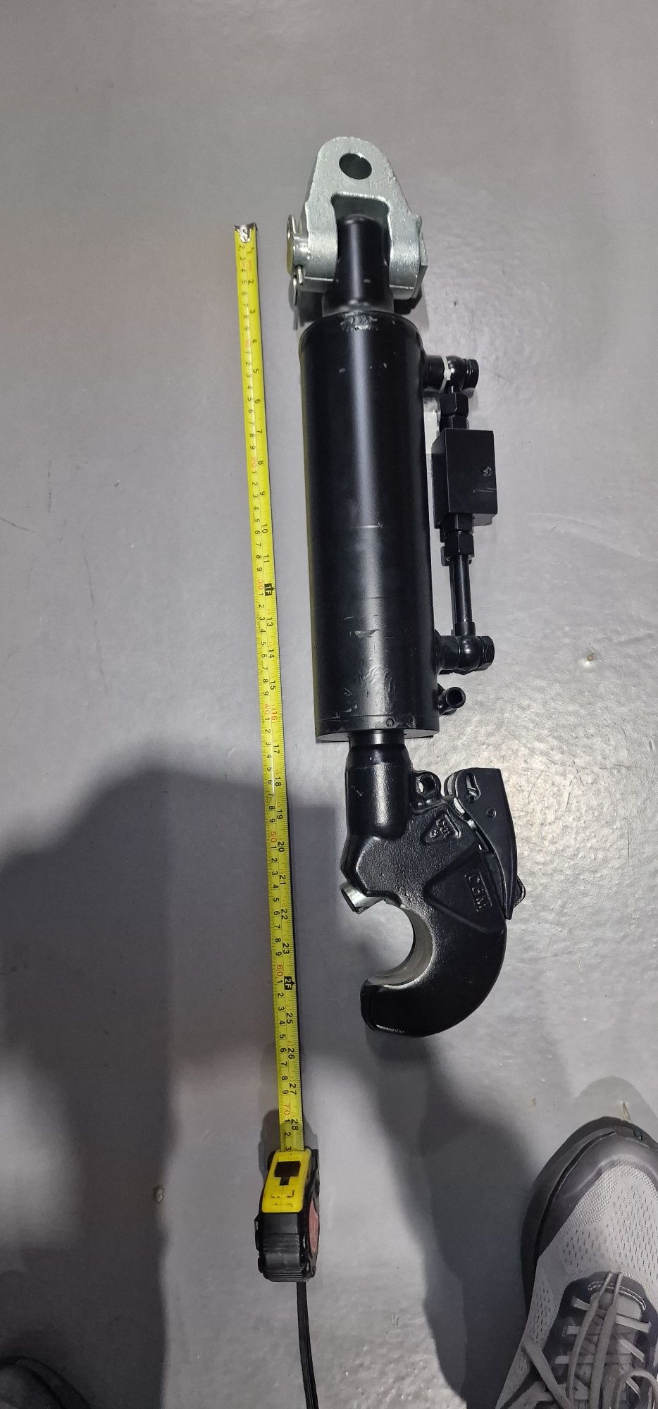 Tirant central stabilizator hidraulic tractor utilaje agricole toată g