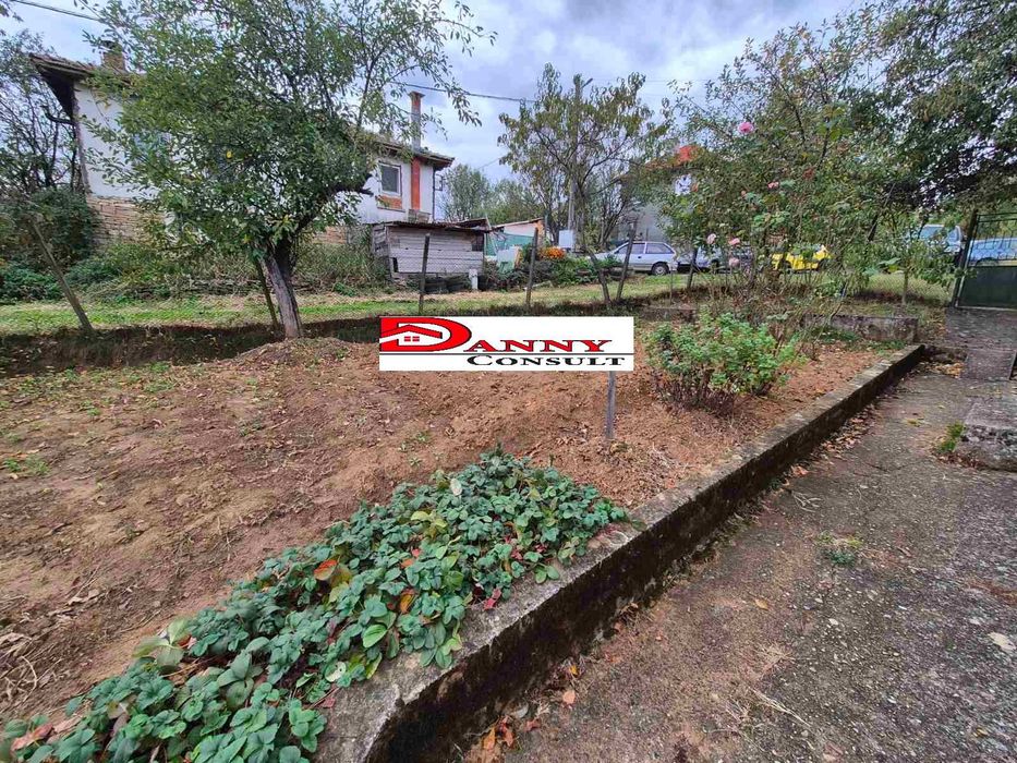 Продава се Къща в с. Ангелов, Област Габрово - 70 кв.м за 395 €/кв.м - Снимка #12