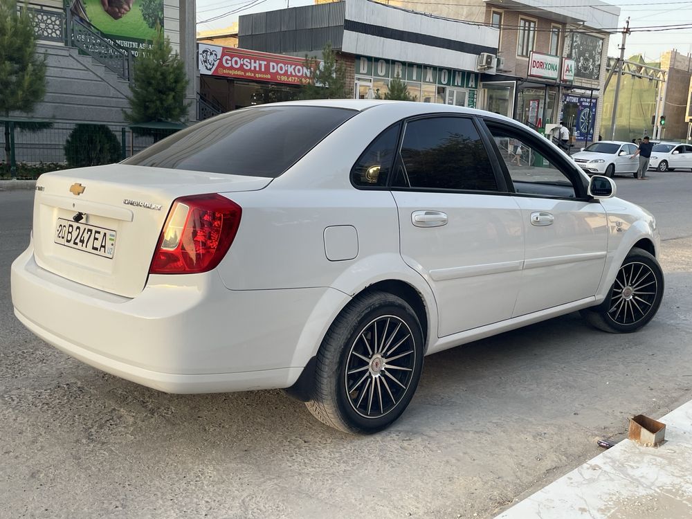 chevrolet lacetti 1.8