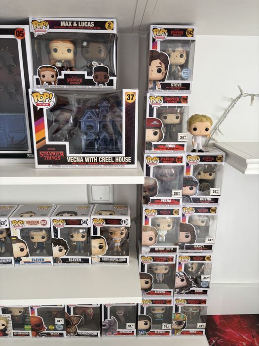 ЕВТИНО Stranger Things funko pop figure