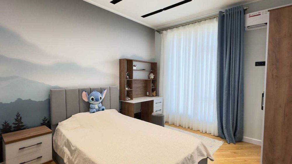 ДОМ
м-в Феруза
ор-р Греческий городок
2.3 сотки
Площадь: 266 м²