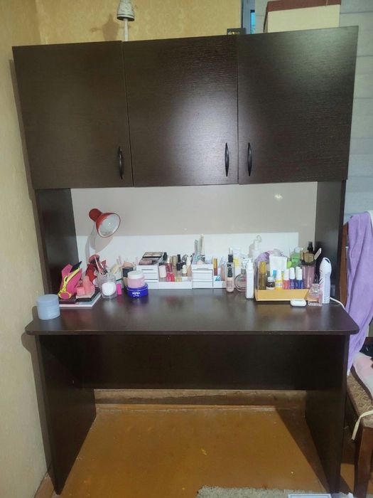 Письменный стол / Стол