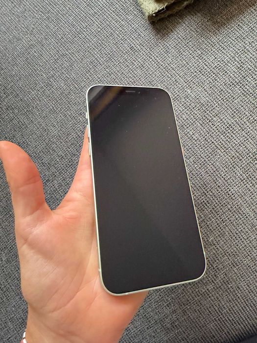 iPhone 12 Mint Green 128GB 79% батерия (БЕЗ ЗАБЕЛЕЖКИ)