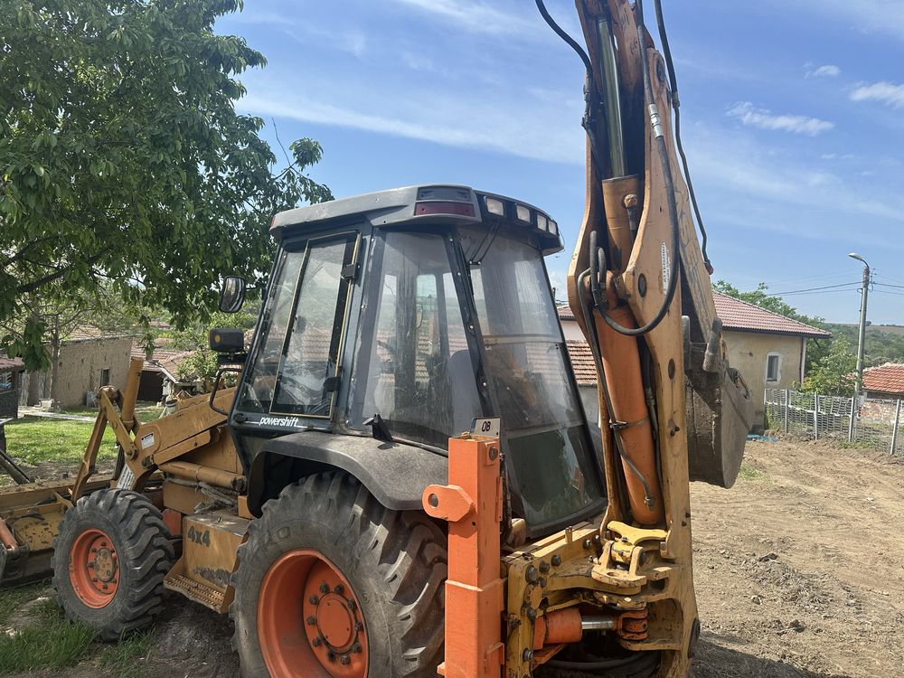 Колесен Багер Кейс 580