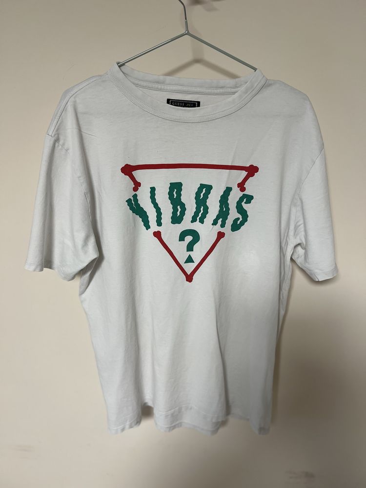 Маркови тениски Tommy Jeans Guess