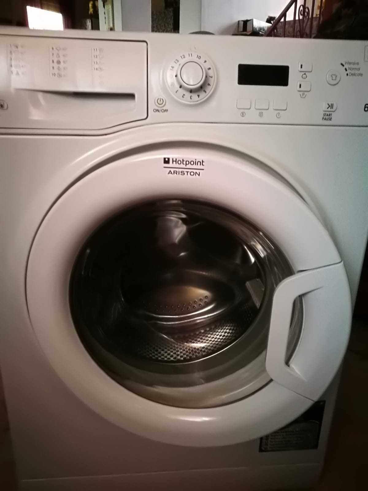 Masina de spalat ARISTON Hotpoint 6 kg - SH ( si ca piese de schimb )