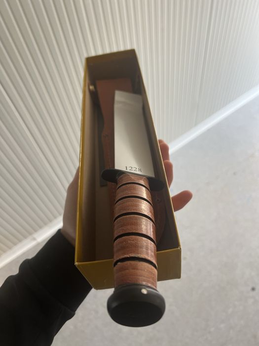 Нов боен нож Ka-Bar USMC Fighter Plain 1095 Carbon