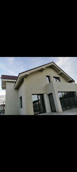 Execut lucrări de construcții și finisaje interioare – Renovări comple