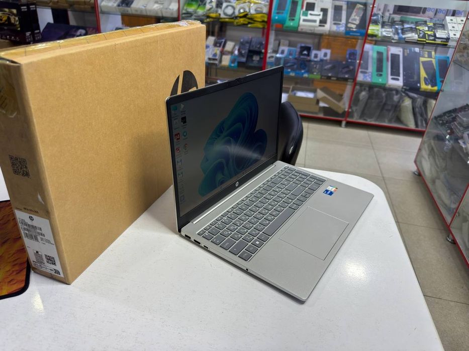 Hp core i5-1334U 16/512 SSD DDR4 atiga 2kun ishlagan yangidan farqi yo